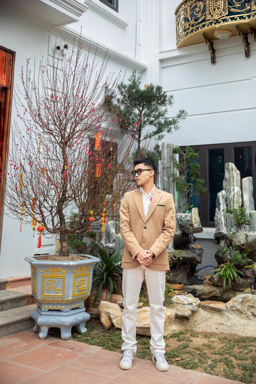 Cận cảnh ngôi nhà to đùng Hòa Minzy mới xây cho bố mẹ ruột ở Bắc Ninh - Ảnh 2.