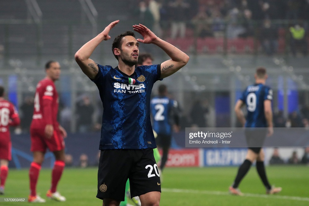 Liverpool thị uy trước nhà vô địch Italia; Bayern Munich chết hụt trên đất khách - Ảnh 1.