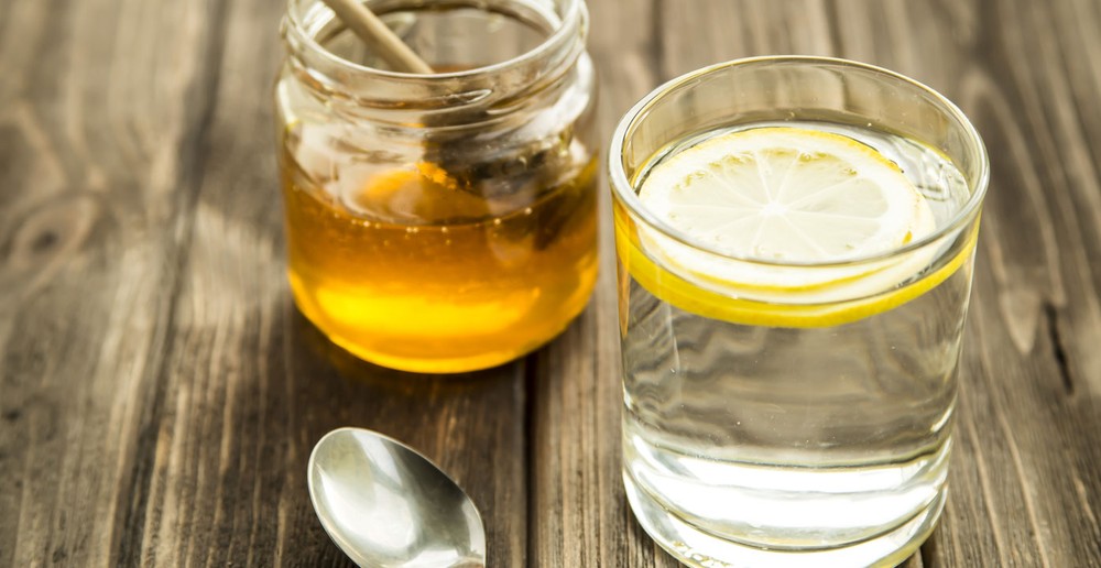 Nước chanh mật ong có đúng là thần dược? Giải mã tin đồn về món đồ uống siêu nổi tiếng - Ảnh 1.