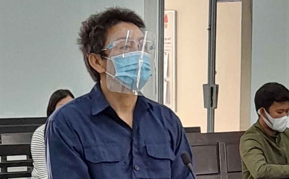 Bênh vợ, núp ở rìa đường chém rớt tay bạn nhậu
