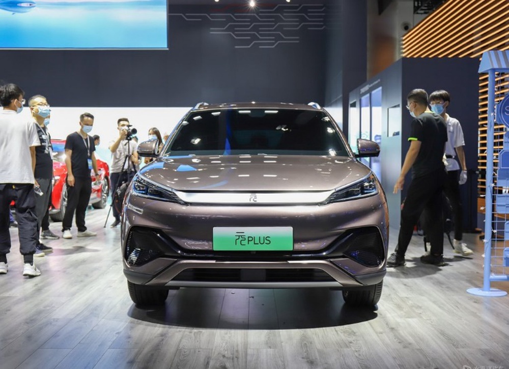 SUV điện Trung Quốc no pin đi 510km, tích hợp karaoke không dây, giá từ 467 triệu đồng