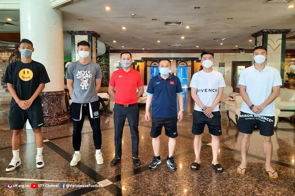 4 cầu thủ cuối cùng chi √ιệп cho U23 Việt Nam đã có ɱặŧ tại Phnom Penh - Ảnh 1.