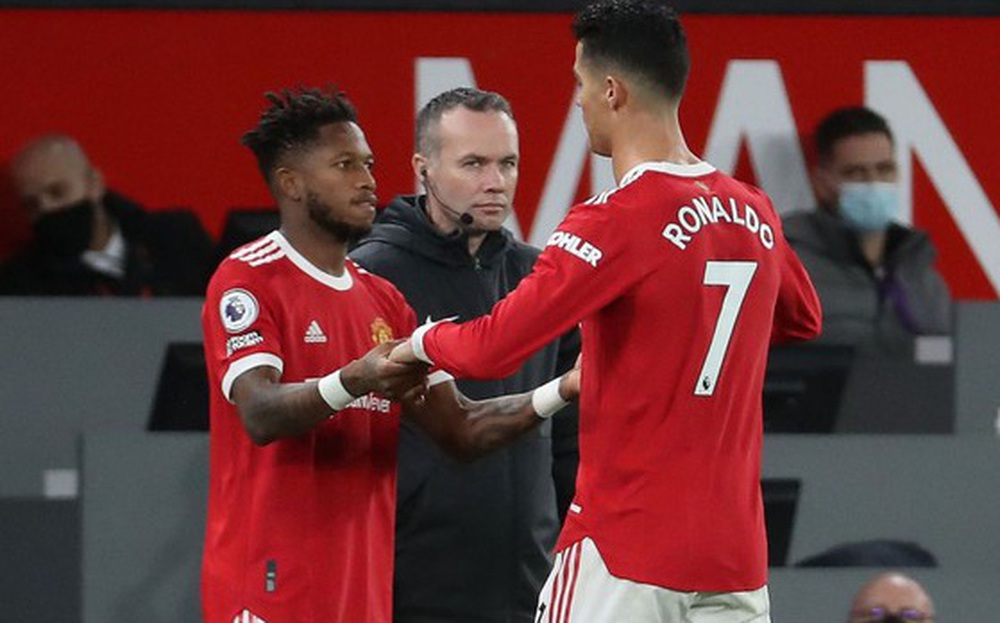 Fred tiết lộ vì sao Ronaldo vĩ đại hơn Messi