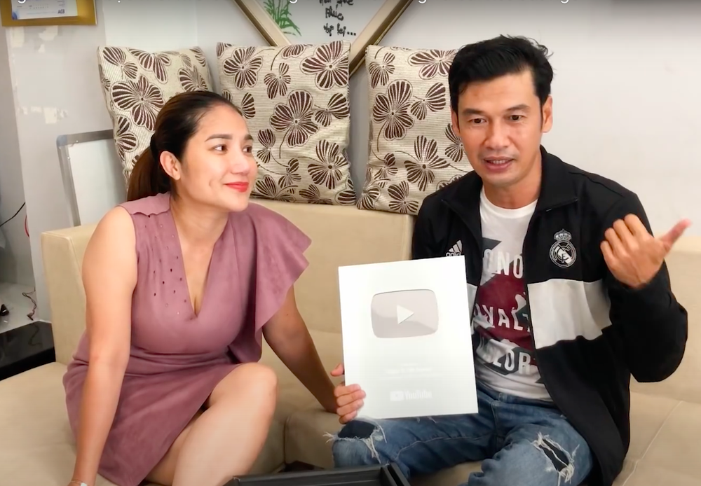 Tiết Cương: 49 tuổi thiếu vợ, không thiếu tiền, phải hạ tiêu chuẩn chọn bạn gái - Ảnh 7. Tiết Cương: 49 tuổi thiếu vợ, không thiếu tiền, phải hạ tiêu chuẩn chọn bạn gái - Ảnh 7.