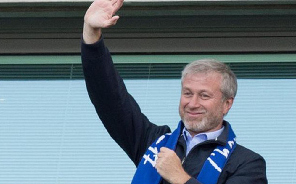 Nóng: Ông chủ Abramovich giao lại quyền quản lý Chelsea