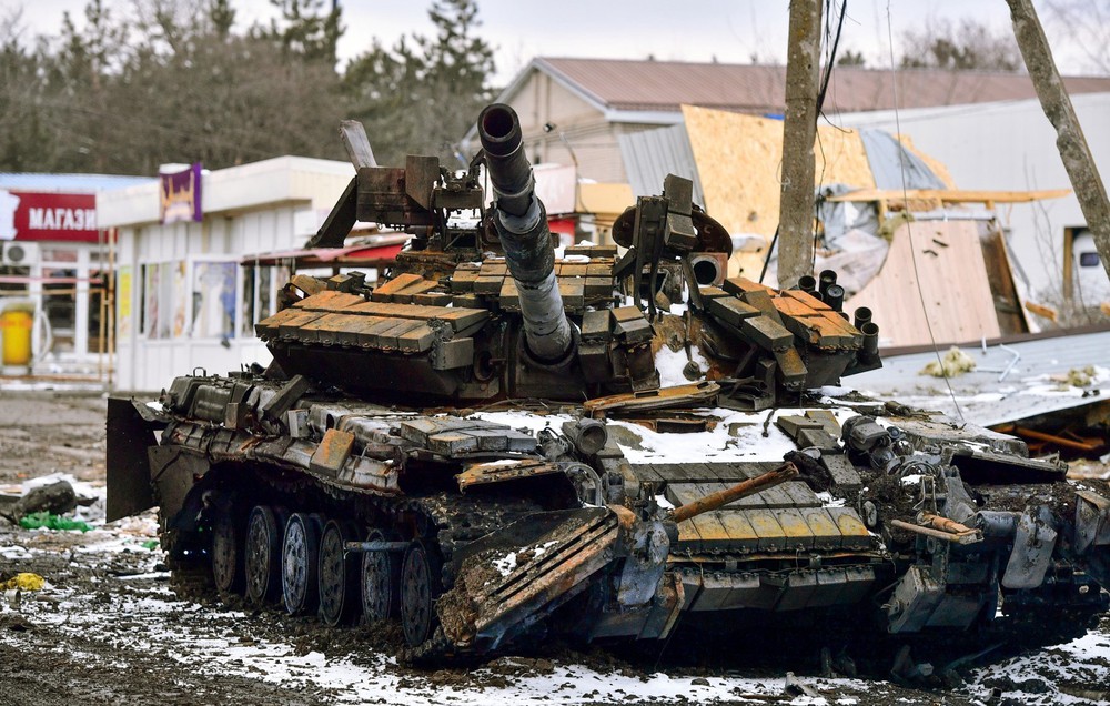 The war in Ukraine is hot, why hasn't Russia brought the T-14 Armata tank into battle yet?  - Photo 7.