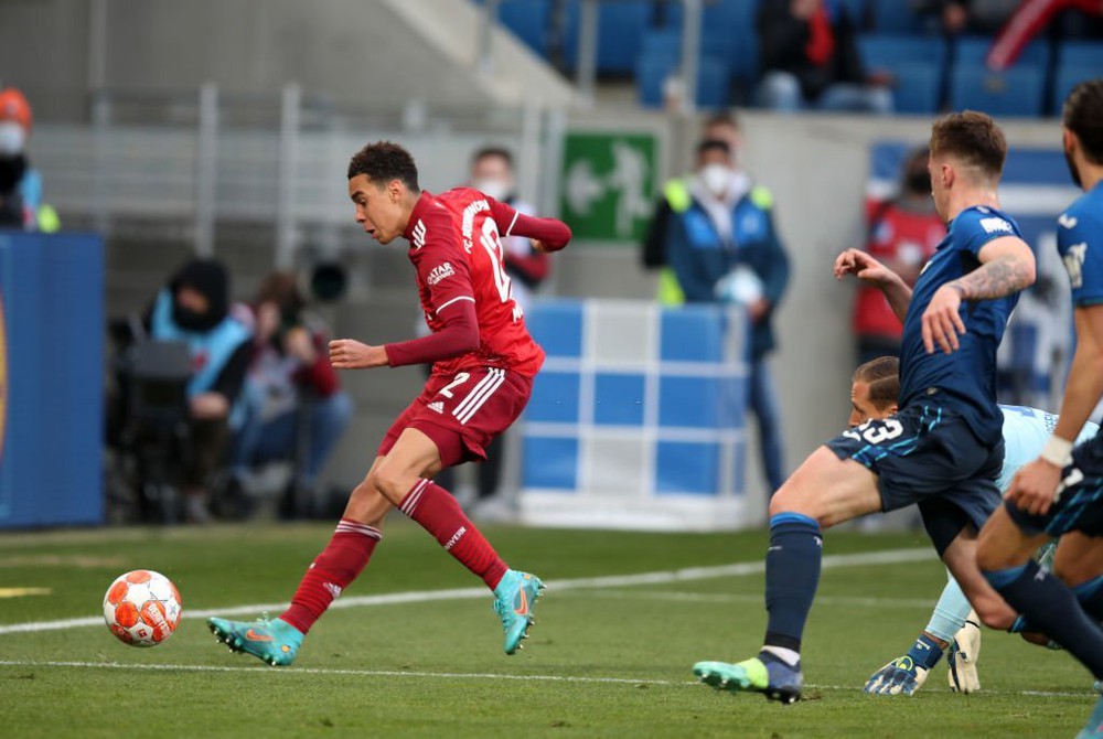 Bayern rơi điểm trước Hoffenheim dù có 4 lần đưa bóng vào lưới đối thủ - Ảnh 22.