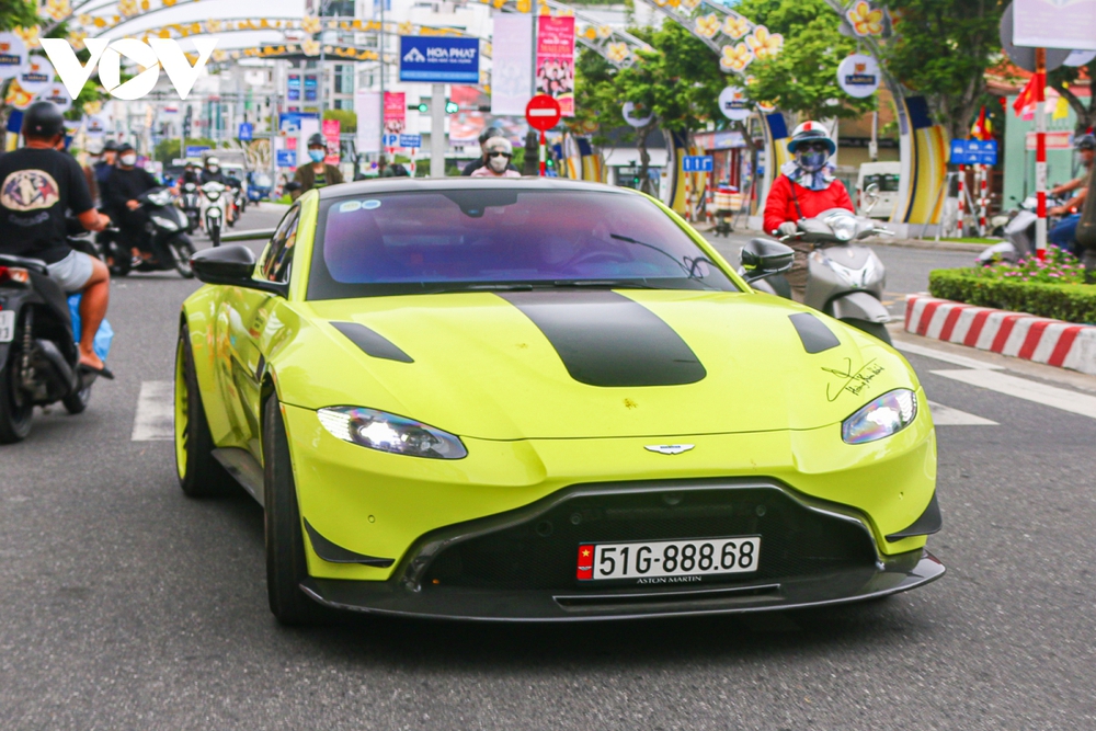 Hình ảnh dàn siêu xe hơn 500 tỷ đồng trên phố Đà Nẵng - Ảnh 7.