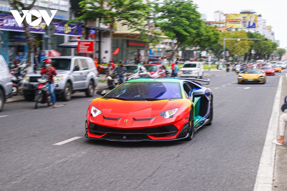 Hình ảnh dàn siêu xe hơn 500 tỷ đồng trên phố Đà Nẵng - Ảnh 11.