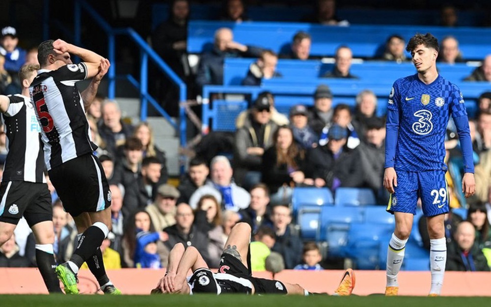 Havertz warms Chelsea fans in trouble with small details - Photo 8.