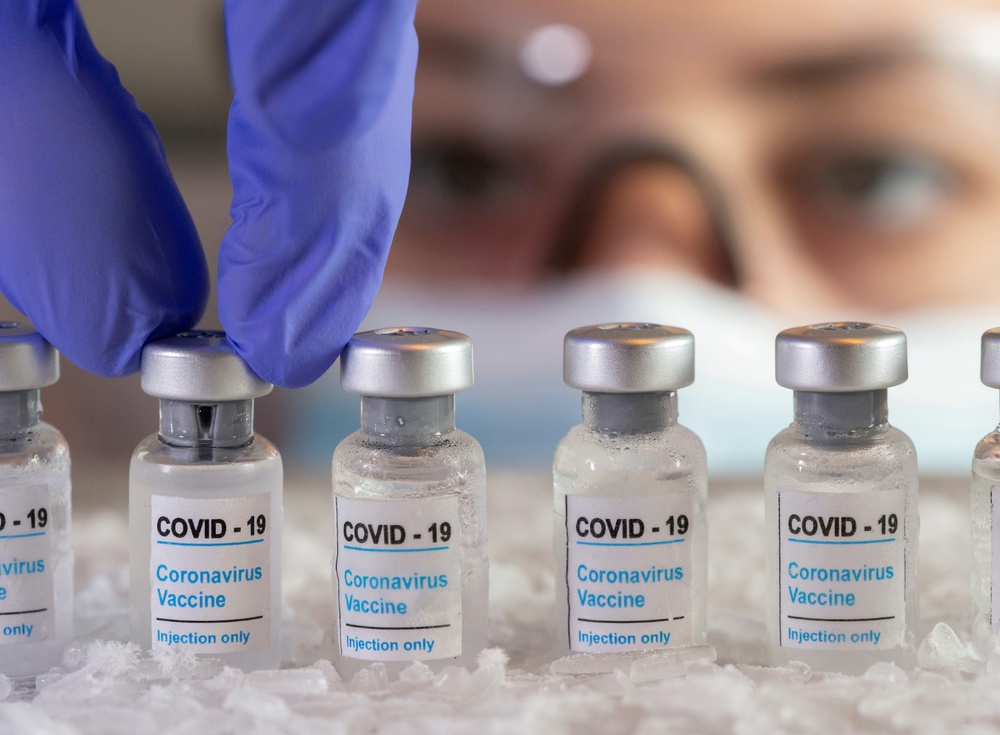 CEO Pfizer quả quyết: “Mũi thứ 4 vaccine COVID-19 là điều cần thiết”, chuyên gia nói gì? - Ảnh 2.