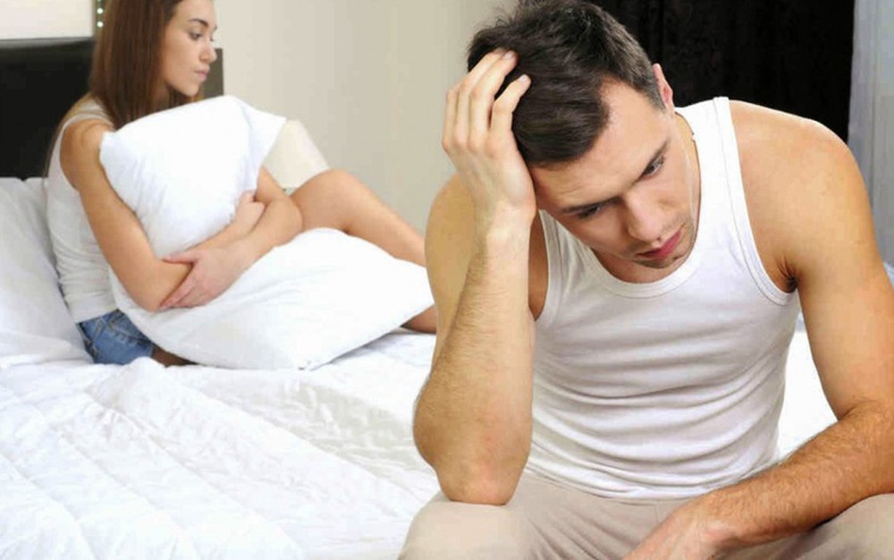 Suy giảm ham muốn tình dục hậu COVID-19, nhiều vợ chồng trục trặc chuyện ấy - Ảnh 1.
