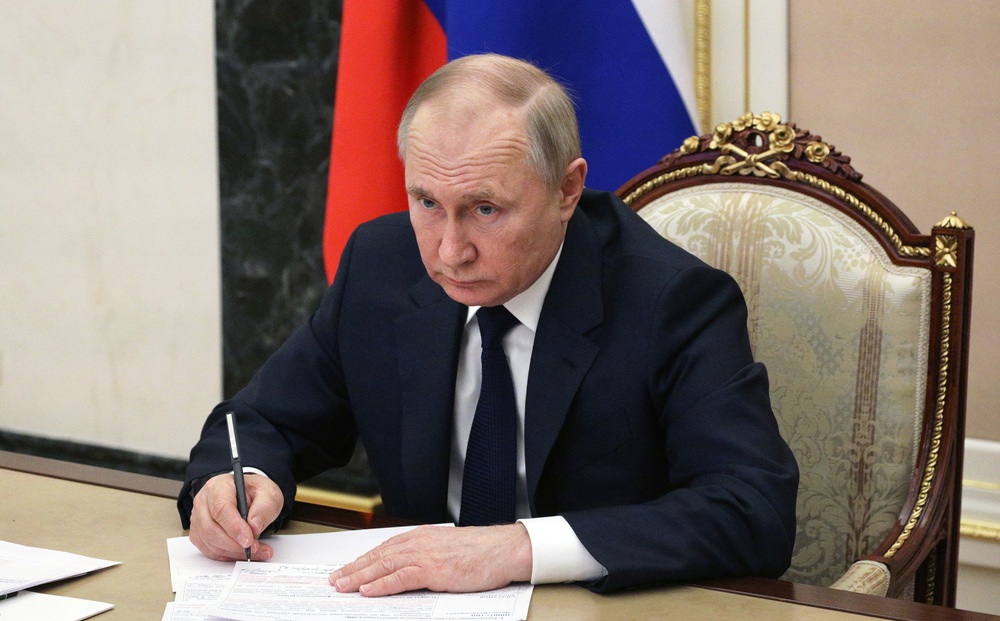 TT Putin chỉ thẳng mục tiêu của phương Tây, thừa nhận tổn thất từ các đòn trừng phạt