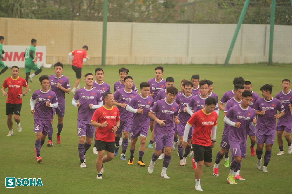 NÓNG: Viện binh nhiễm Covid-19, thầy Park thêm lo lắng với bài toán nhân sự - Ảnh 1.