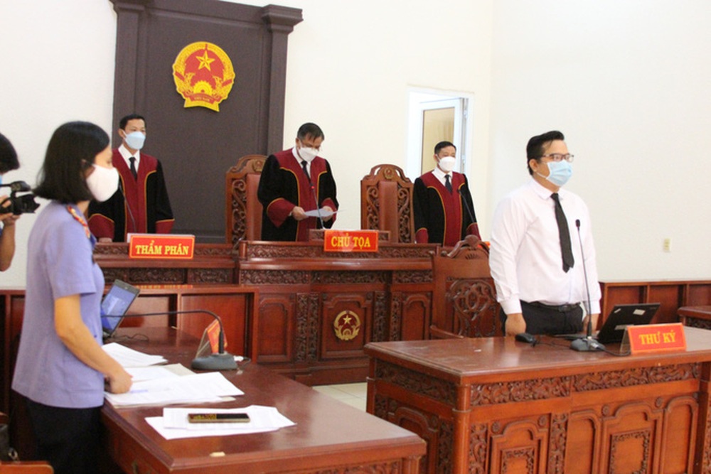 How did the first online trial in Binh Duong take place?  - Photo 3.