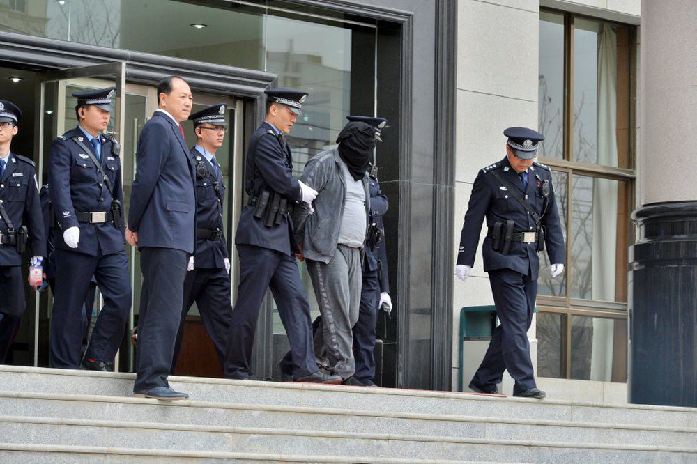 Thập đại kỳ án chấn động Trung Quốc: Tên sát nhân giết người liên hoàn tại phố Bạch Ngân - Ảnh 2.