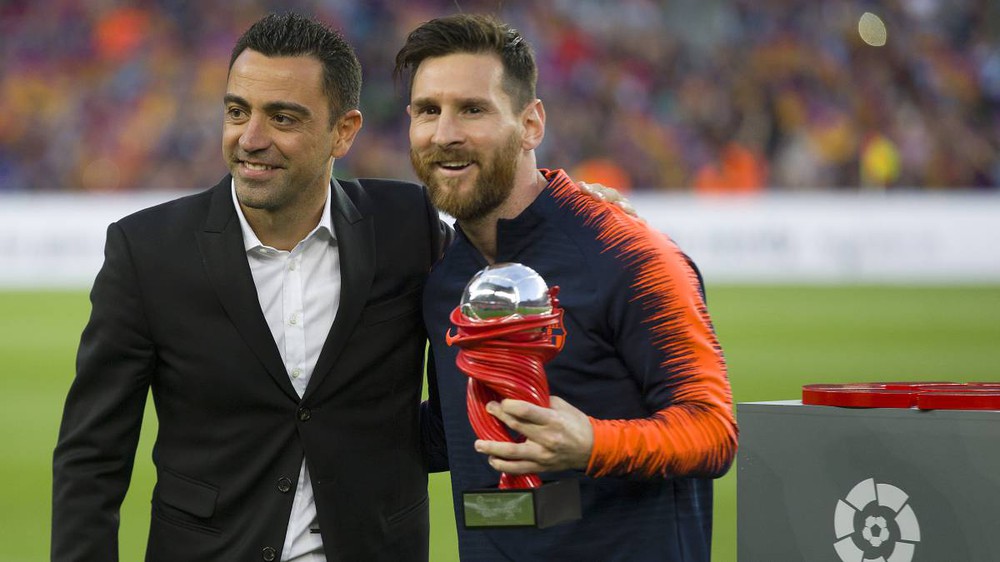 HLV Xavi tuyên bố Barca sẵn sàng chào đón Messi trở lại - Ảnh 1.