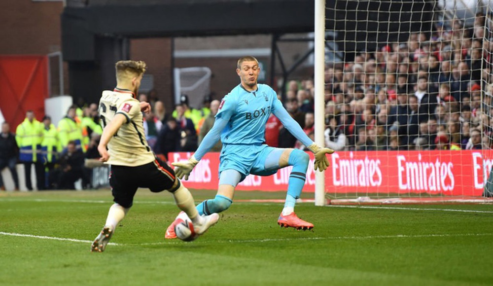 Liverpool thắng hú vía cựu vô địch C1, đại chiến Man City ở bán kết FA Cup - Ảnh 3.