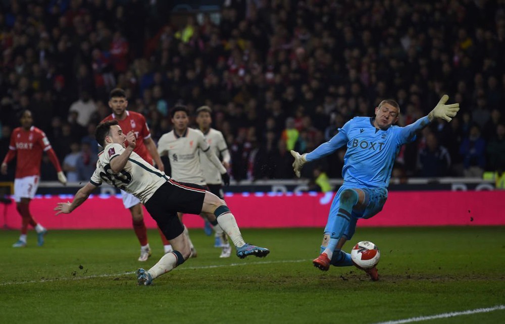 Liverpool thắng hú vía cựu vô địch C1, đại chiến Man City ở bán kết FA Cup - Ảnh 8.