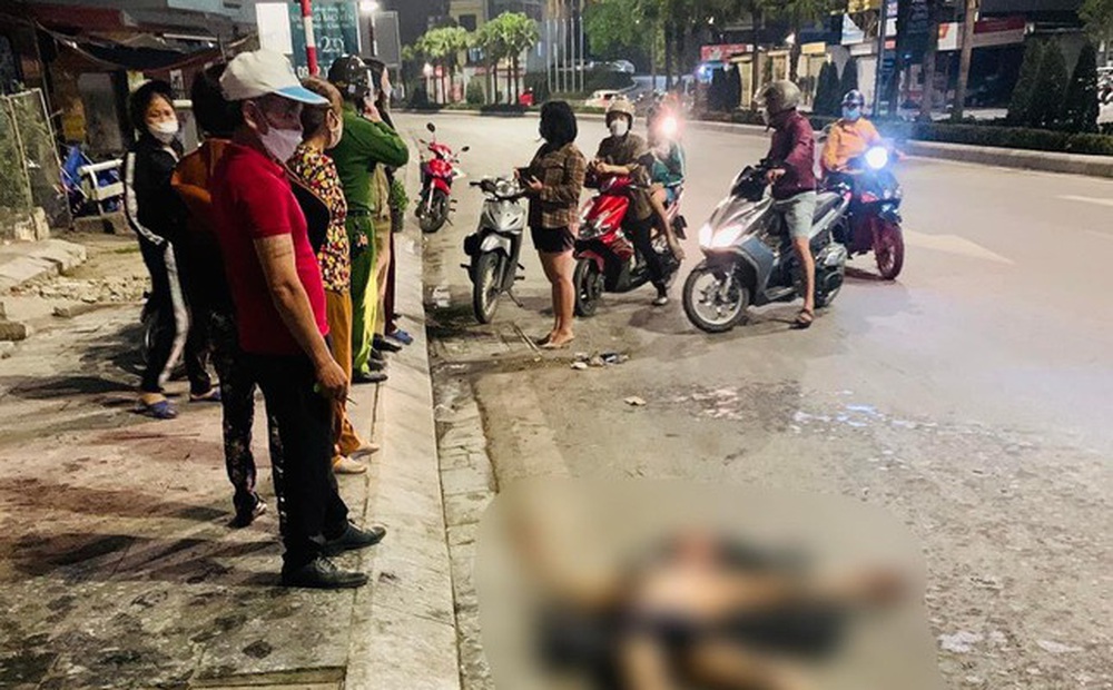 7 người bị tạt axit ở Hạ Long, trong đó có cháu bé 3 tuổi đi qua đường