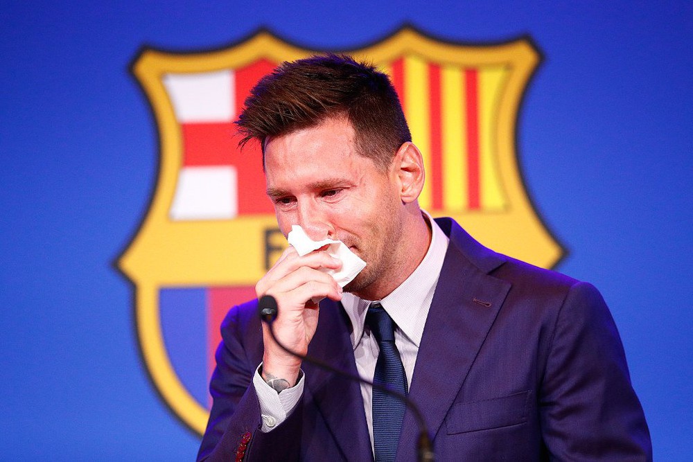 Barcelona và Messi: Người từng thương nhiều thế rồi cũng hóa người dưng - Ảnh 1.