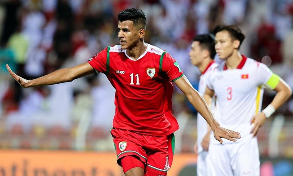 ĐT Oman gạch tên 3 cầu thủ chấn thương nặng, có chân sút từng chọc thủng lưới Việt Nam - Ảnh 1.