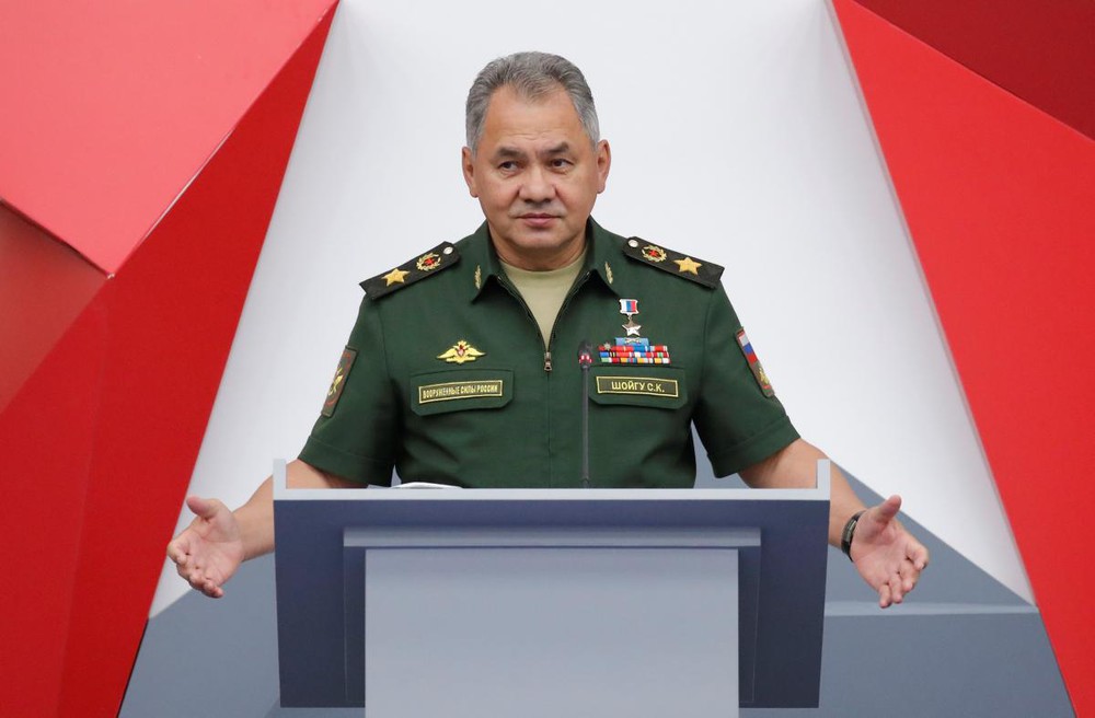 UNIAN: Bộ trưởng Quốc phòng kiêm Tổng tham mưu trưởng Quân đội Nga đột ngột 'biến mất' - Chuyện gì đã xảy ra?  - Ảnh 1.