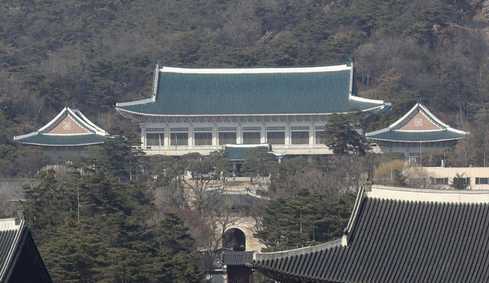 Tổng thống đắc cử Hàn Quốc Yoon Suk-yeol rời Nhà Xanh vì ... phong thủy xấu - Ảnh 2.