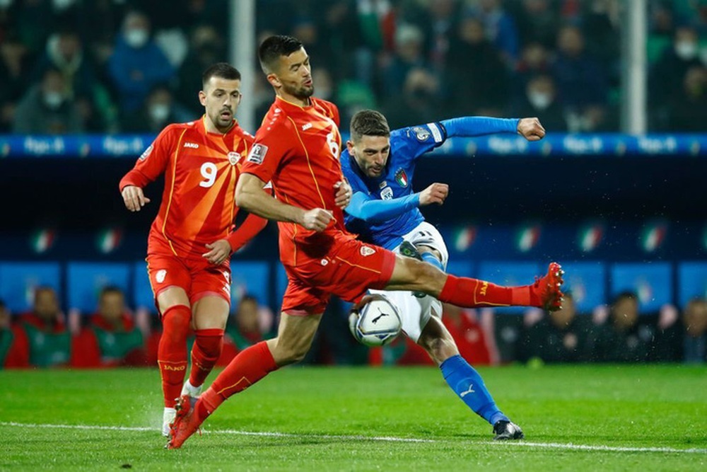 Italy tạo hàng loạt thống kê đáng xấu hổ sau thất bại lịch sử trước Bắc Macedonia - Ảnh 2.