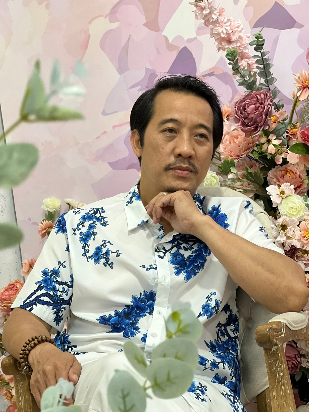 In real life, Uncle Lam Loong returned to the flower land: Divorced, adopted 3 children so that his wife could easily find new people - Photo 1.