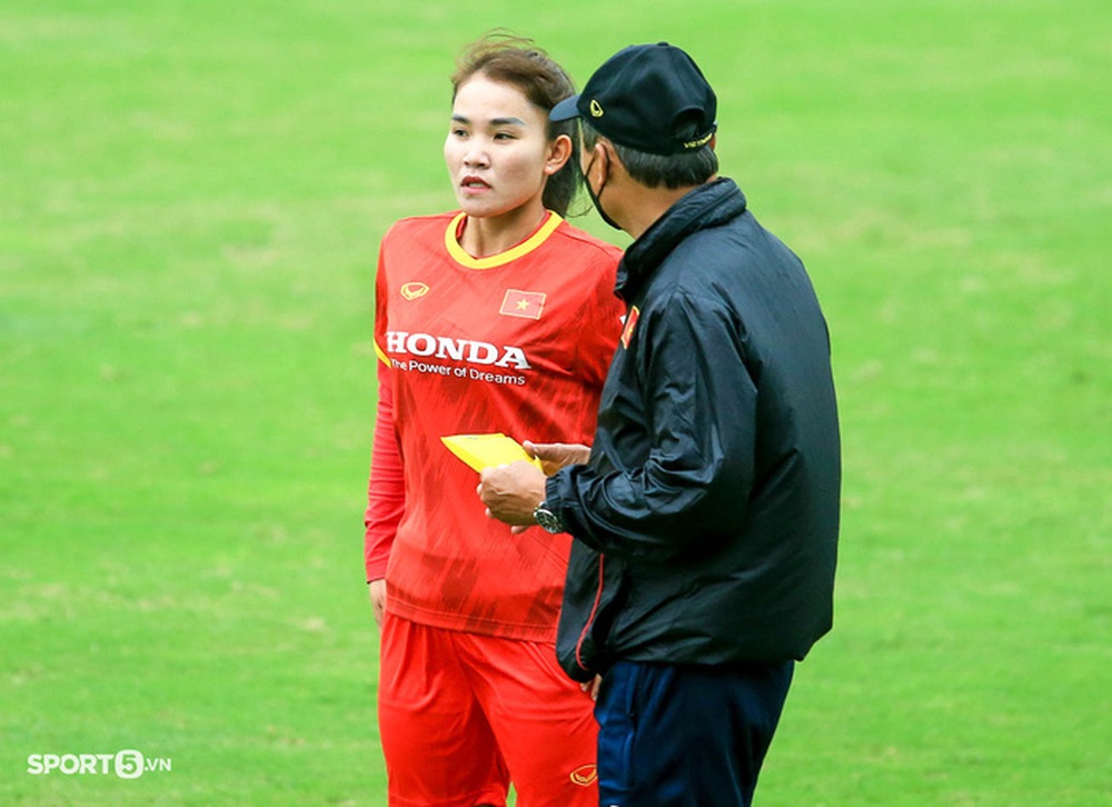Chuong Thi Kieu trained privately because of injury, excited when junior U19 in HCMC scored - Photo 1.