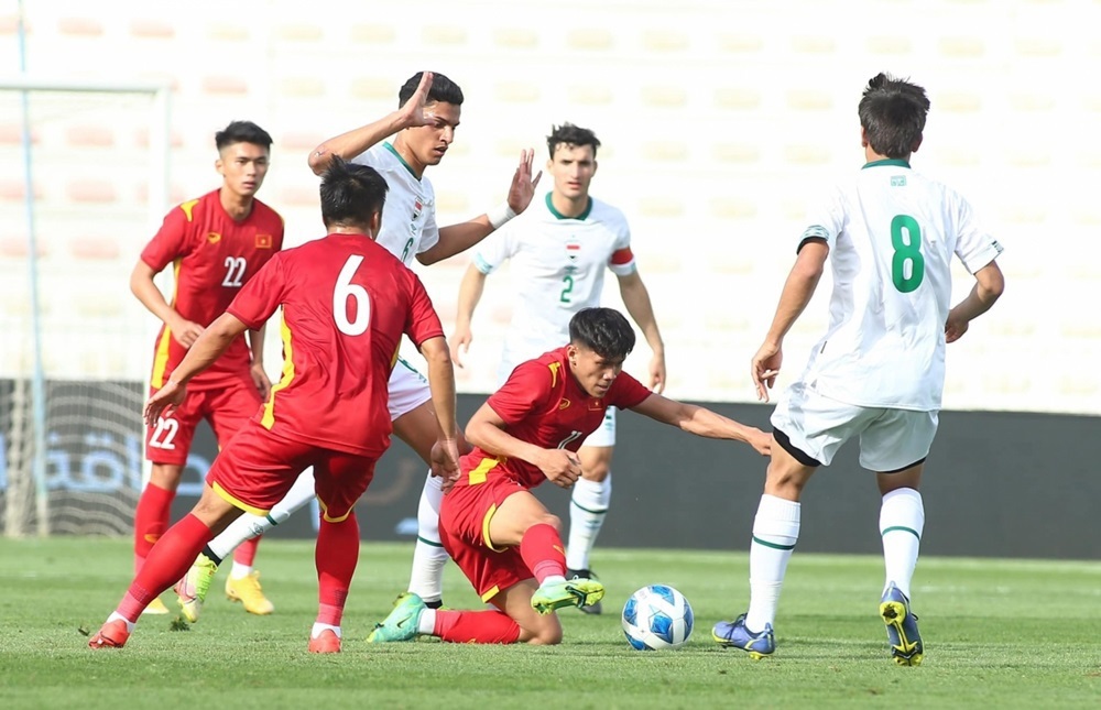 U23 VN khiến đối thủ châu Âu mướt mồ hôi, nhưng phía sau vẫn còn nỗi lo lớn cho thầy Park - Ảnh 3.