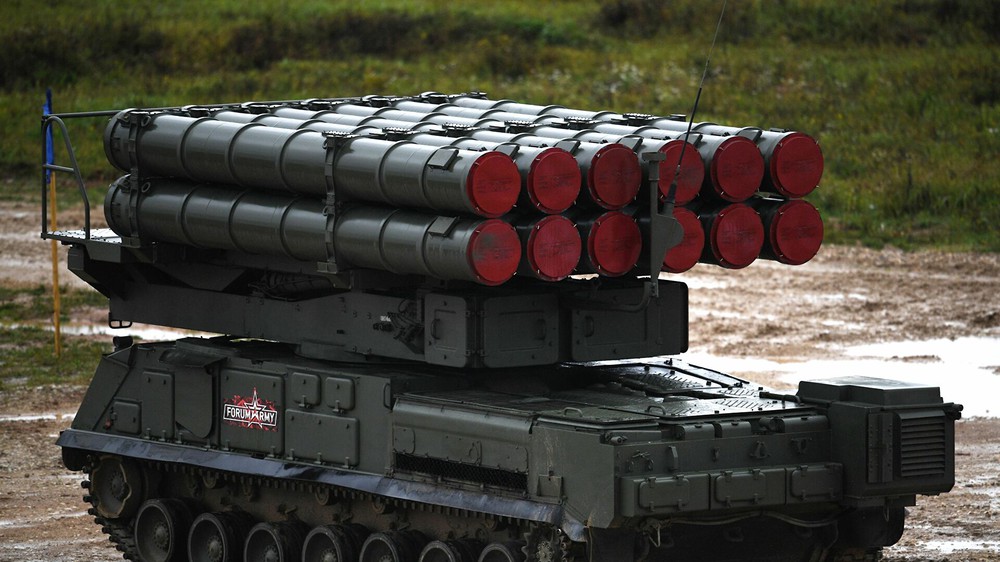 Topwar: Ukraine's most effective anti-aircraft weapon still crumbles under Russian missiles, why?  - Photo 1.