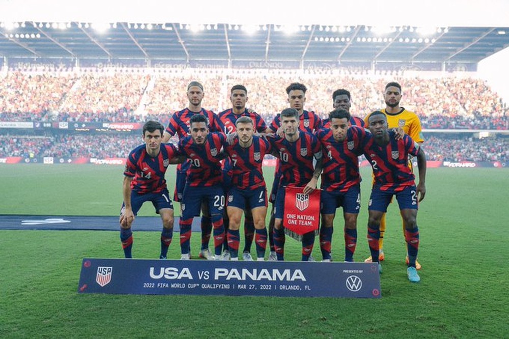 Pulisic lập hattrick siêu phàm, Mỹ bước một chân tới World Cup - Ảnh 1.