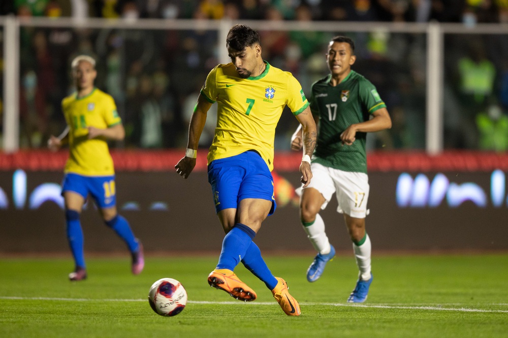 Richarlison giúp Brazil nghiền nát Bolivia ở SVĐ có độ cao 3.637 mét so với mực nước biển - Ảnh 2.