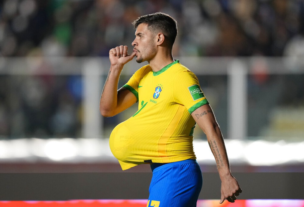 Richarlison giúp Brazil nghiền nát Bolivia ở SVĐ có độ cao 3.637 mét so với mực nước biển - Ảnh 9.