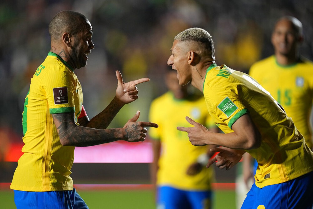 Richarlison giúp Brazil nghiền nát Bolivia ở SVĐ có độ cao 3.637 mét so với mực nước biển - Ảnh 10.