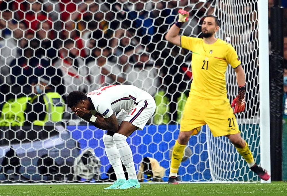 Để mồm đi chơi xa, một thanh niên phải ngồi tù vì phân biệt chủng tộc với Marcus Rashford - Ảnh 1.