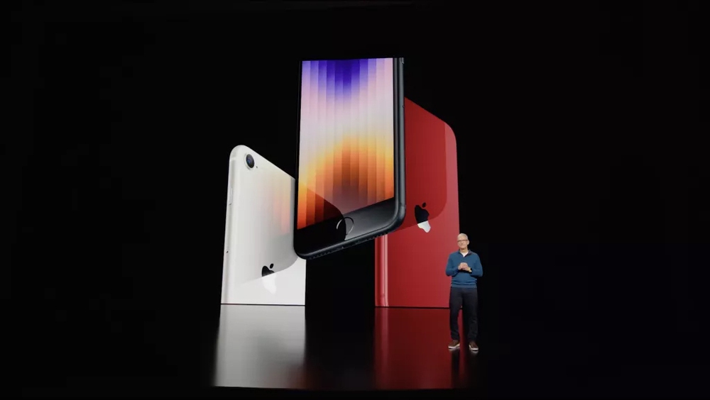 iPhone giá rẻ ra mắt, đại lý Việt chốt giá dự kiến tại Việt Nam - Ảnh 1.