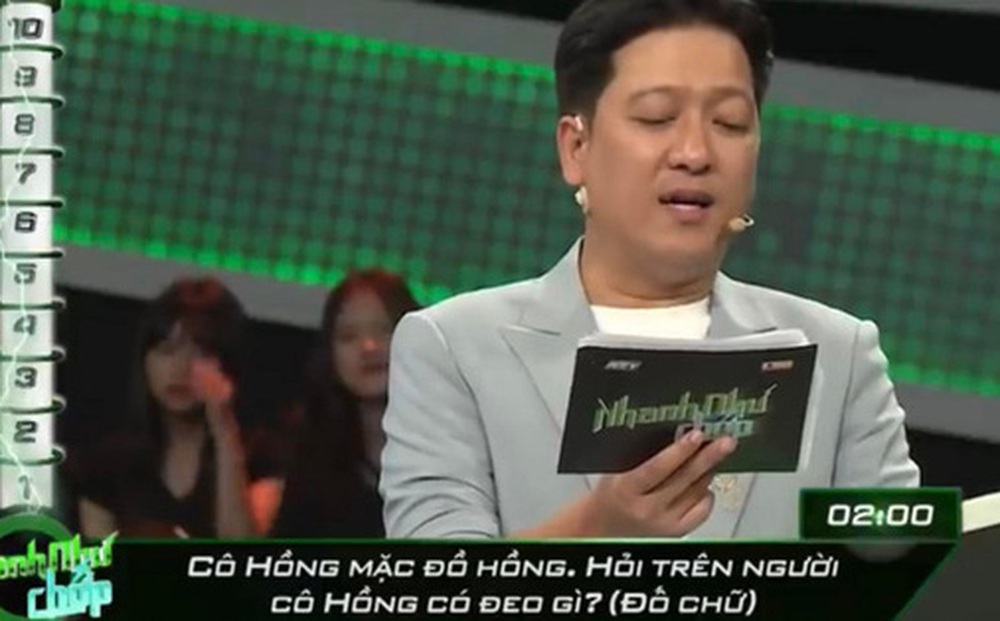 Câu hỏi Tiếng Việt hack não nhất: "Cô Hồng mặc đồ hồng, đeo đồng hồ" - Đố biết cô ta đang nghĩ gì?