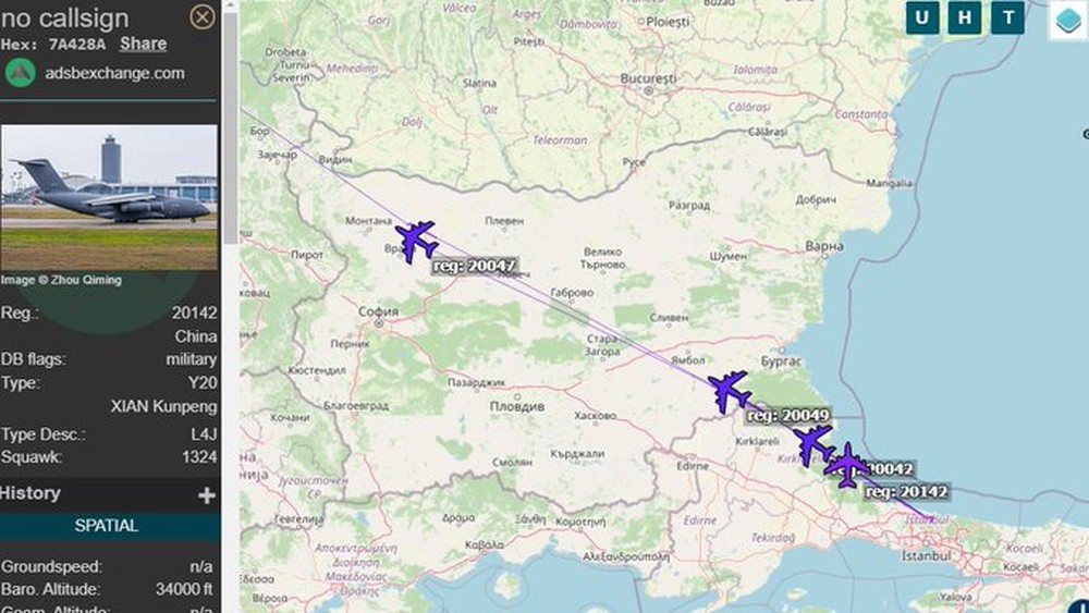 6 vận tải cơ Trung Quốc hành quân tới Serbia - Hàng nóng gì mà cần sức chứa 330 tấn? - Ảnh 1.