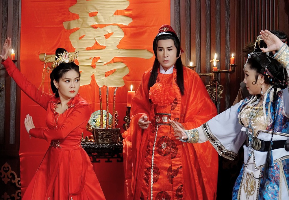 Nghệ sĩ Kim Tử Long: 3 người vợ và cuộc hôn nhân đứt gãy với em gái danh thủ Hồng Sơn  - Ảnh 3.