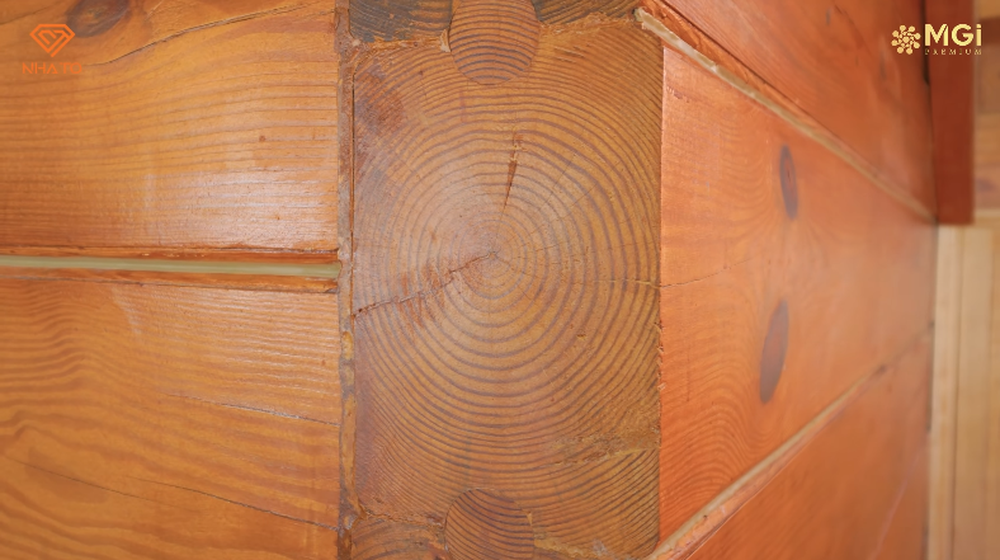 Choáng ngợp căn biệt thự Đà Lạt làm bằng 100% gỗ thông được rao bán hơn 50 tỷ đồng - Ảnh 14.
