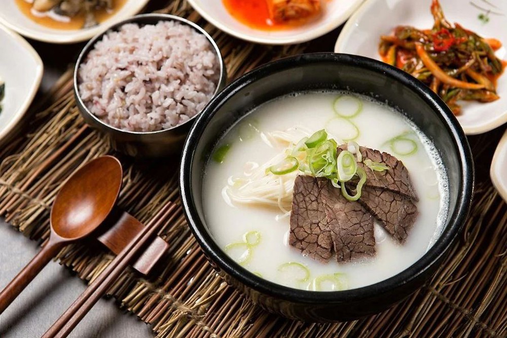 8 món ăn ngon trong ẩm thực Hàn Quốc ngon khó cưỡng - Ảnh 7.