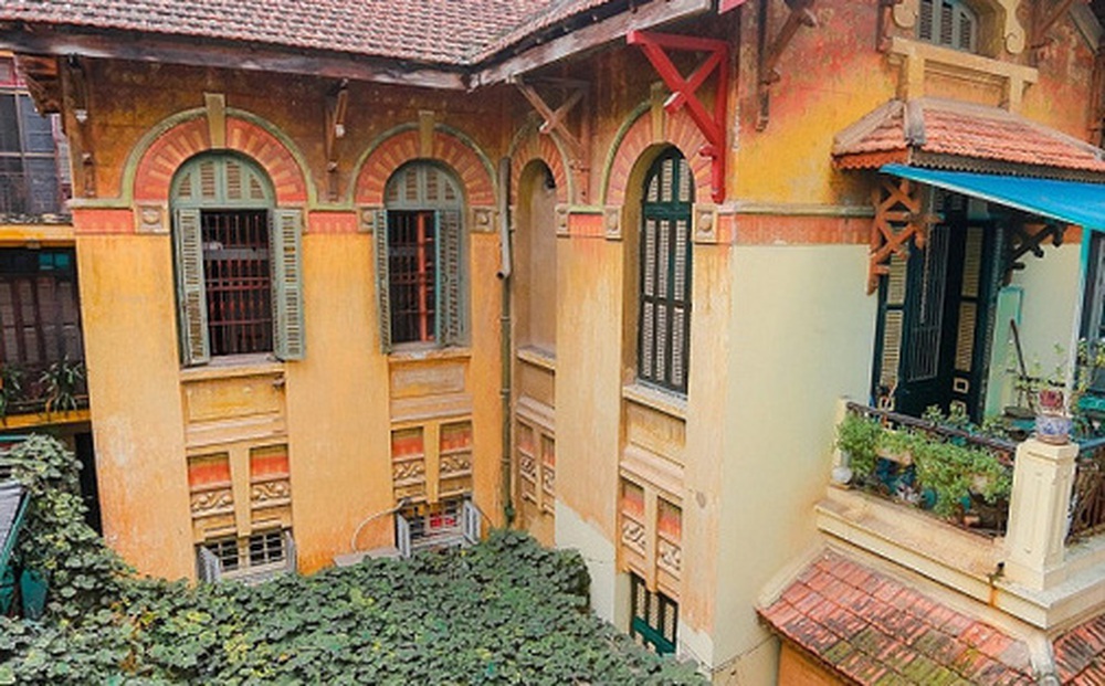Cận cảnh một trong 600 căn biệt thự cổ được bán ở Hà Nội: Nửa tỷ một mét vuông