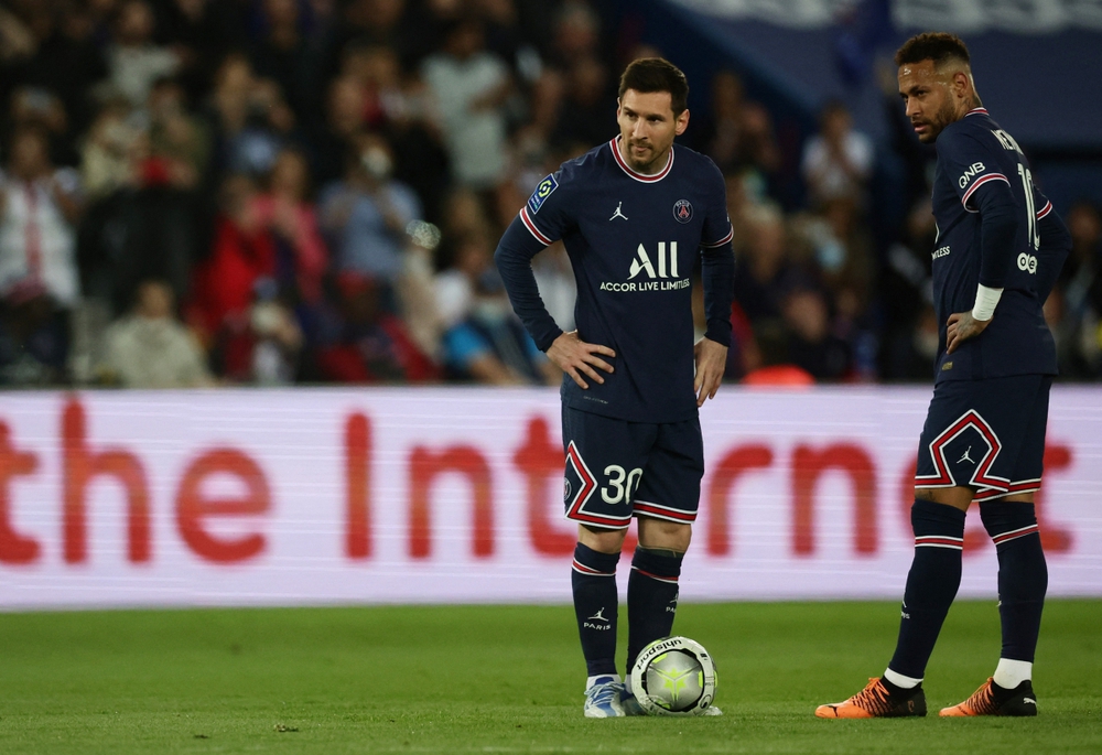 Messi 2 lần bị từ chối bàn thắng, PSG thắng hú vía trước Marseille - Ảnh 2.