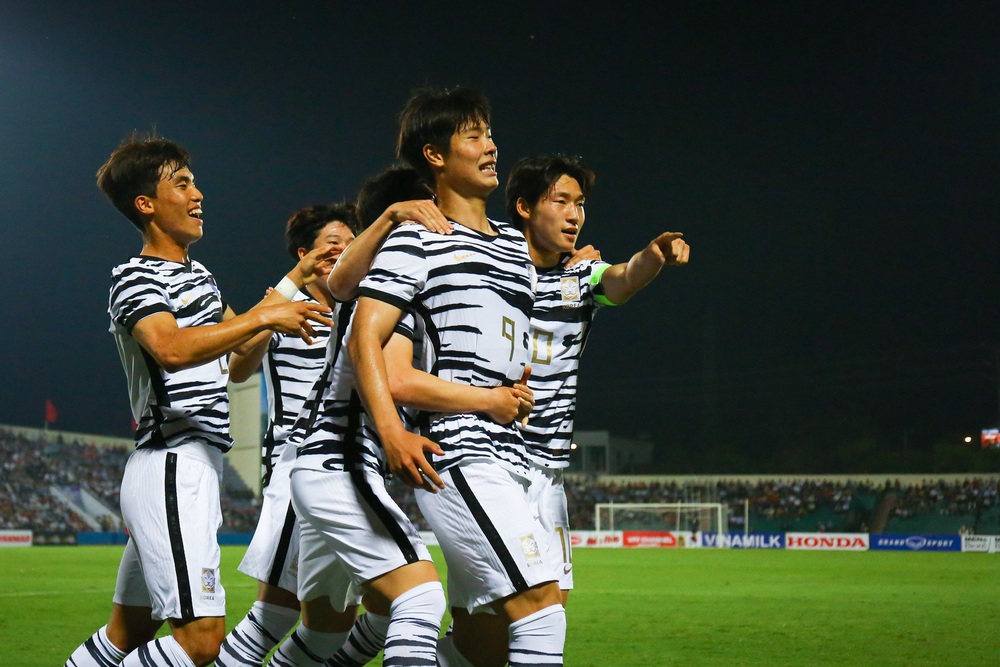 Draw U23 Vietnam, U20 Korea send special wishes to Mr. Park in the rematch - Photo 1.