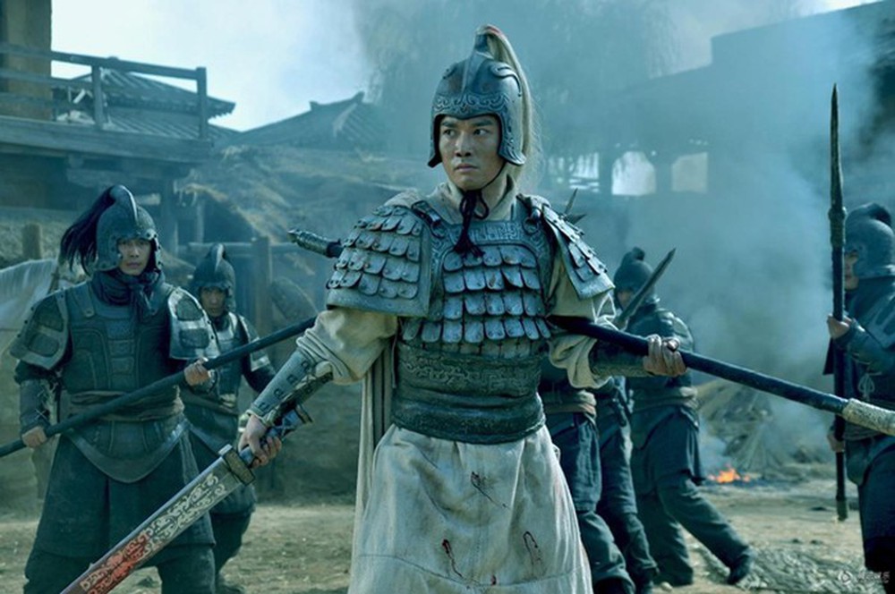 The Three Kingdoms Expressed Meaning: Shocked Trieu Van lost and ran before a general Cao - Photo 1.