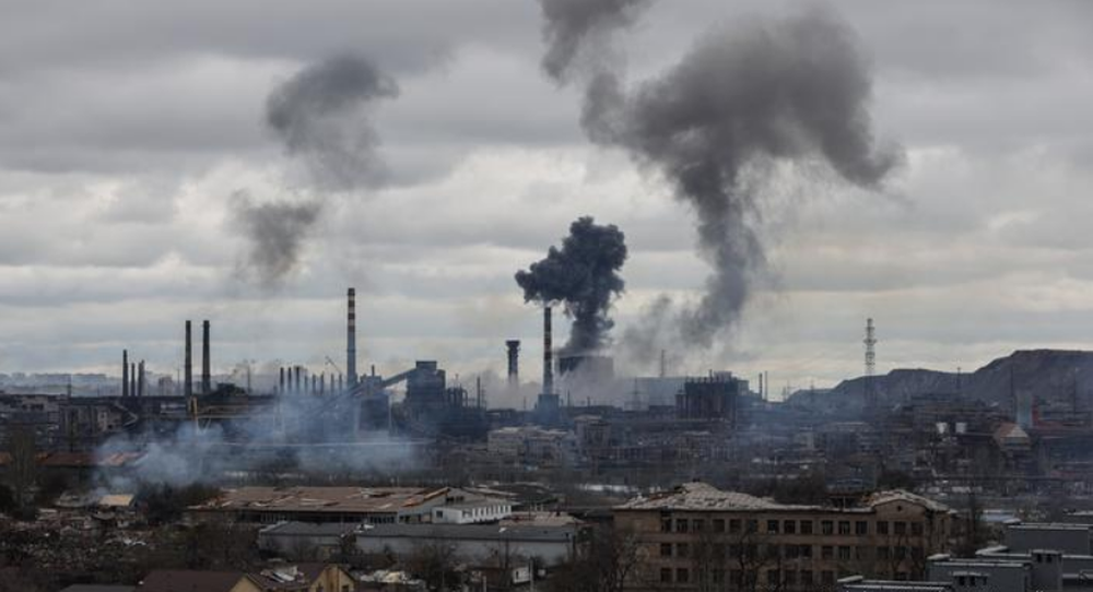 Ông Putin ra lệnh hủy kế hoạch đột chiếm nhà máy Azovstal ở Mariupol - Ảnh 2.
