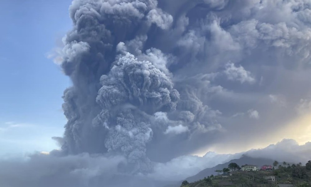 Những thảm họa núi lửa kinh hoàng nhất năm 2021 - Ảnh 6.